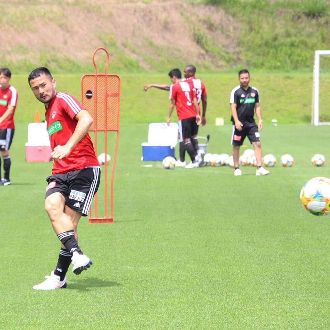 ベガルタ仙台さんのインスタグラム写真 - (ベガルタ仙台Instagram)「8月7日 トレーニング #ベガルタ仙台 #仙台 #サッカー #Jリーグ #2019シーズン #スローガン #ReVolution #飯尾竜太朗 #3番 #阿部拓馬 #20番 #関憲太郎 #21番 #蜂須賀孝治 #4番 #副キャプテン」8月7日 12時52分 - vegaltasendai