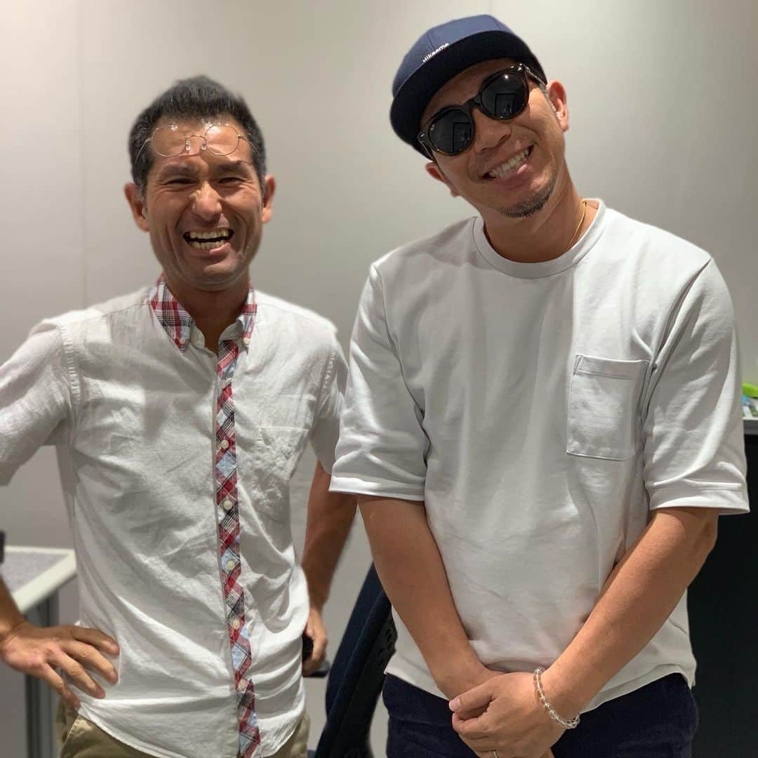 のインスタグラム：「#⚾️ #DAZN #MLB 昨日に引き続き @reds × @angels 戦を解説🎙 ・ 今日は谷口アナウンサーと一緒でした。 ・ そして、今日はこれからZOZOマリンスタジアムへ移動🚙💭」