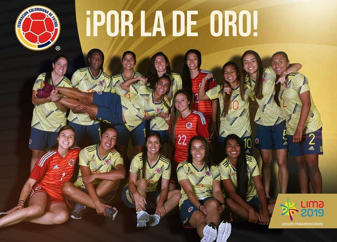 サッカー コロンビア代表チームのインスタグラム：「Selección Colombia Femenina de Mayores disputará el oro en los Juegos Panamericanos. ¡VAMOS COLOMBIA! 👊🏼💪🏼💥」