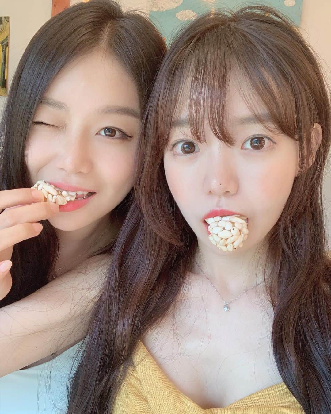 ウンソルさんのインスタグラム写真 - (ウンソルInstagram)「다니랑 2번째 강릉 여행👭💕 #강릉 #여행 #한과마을」8月7日 19時19分 - taylanofficialx