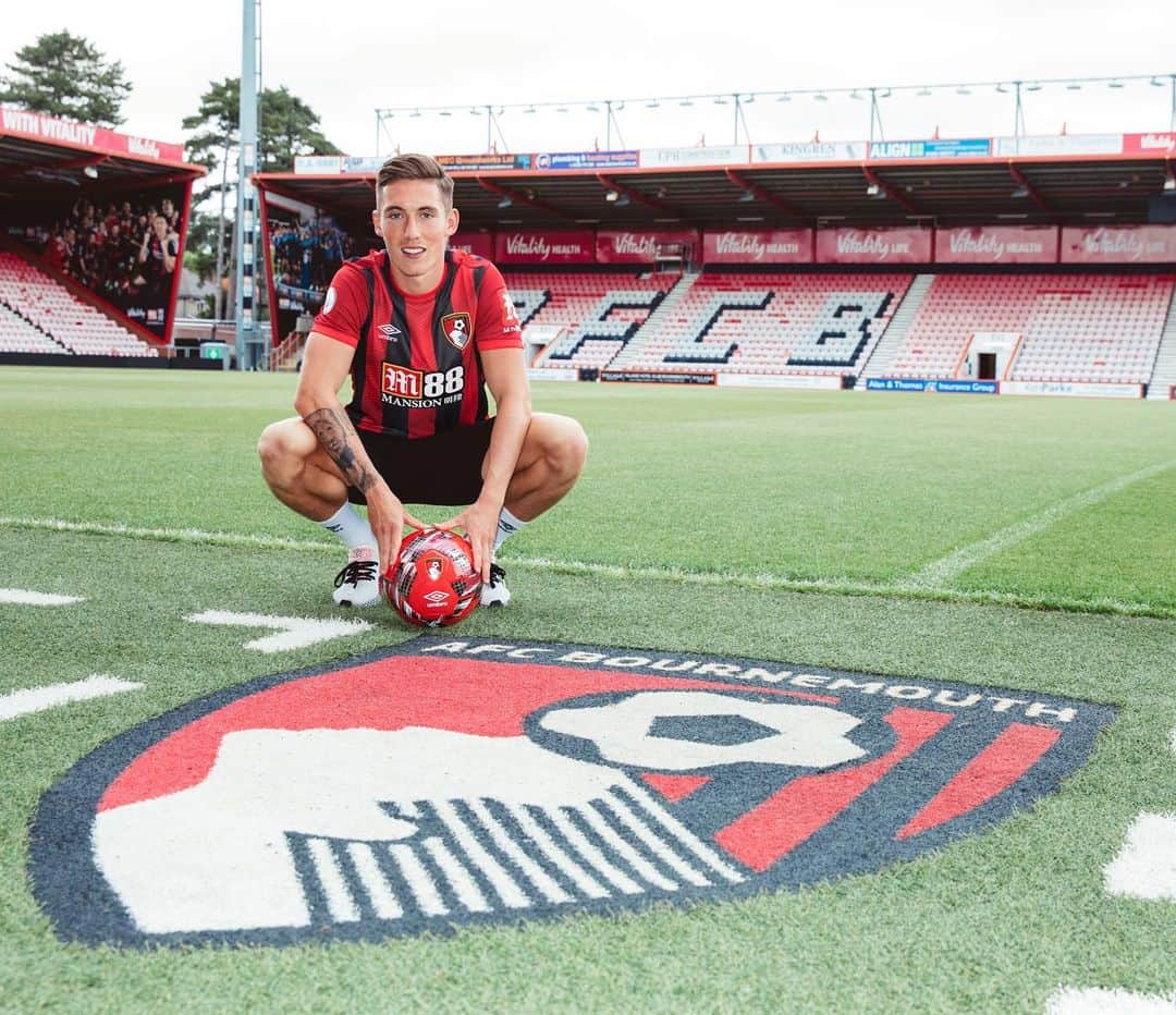 AFCボーンマスさんのインスタグラム写真 - (AFCボーンマスInstagram)「There’s a new kid in town 👋 #afcb 🍒」8月7日 19時25分 - afcb