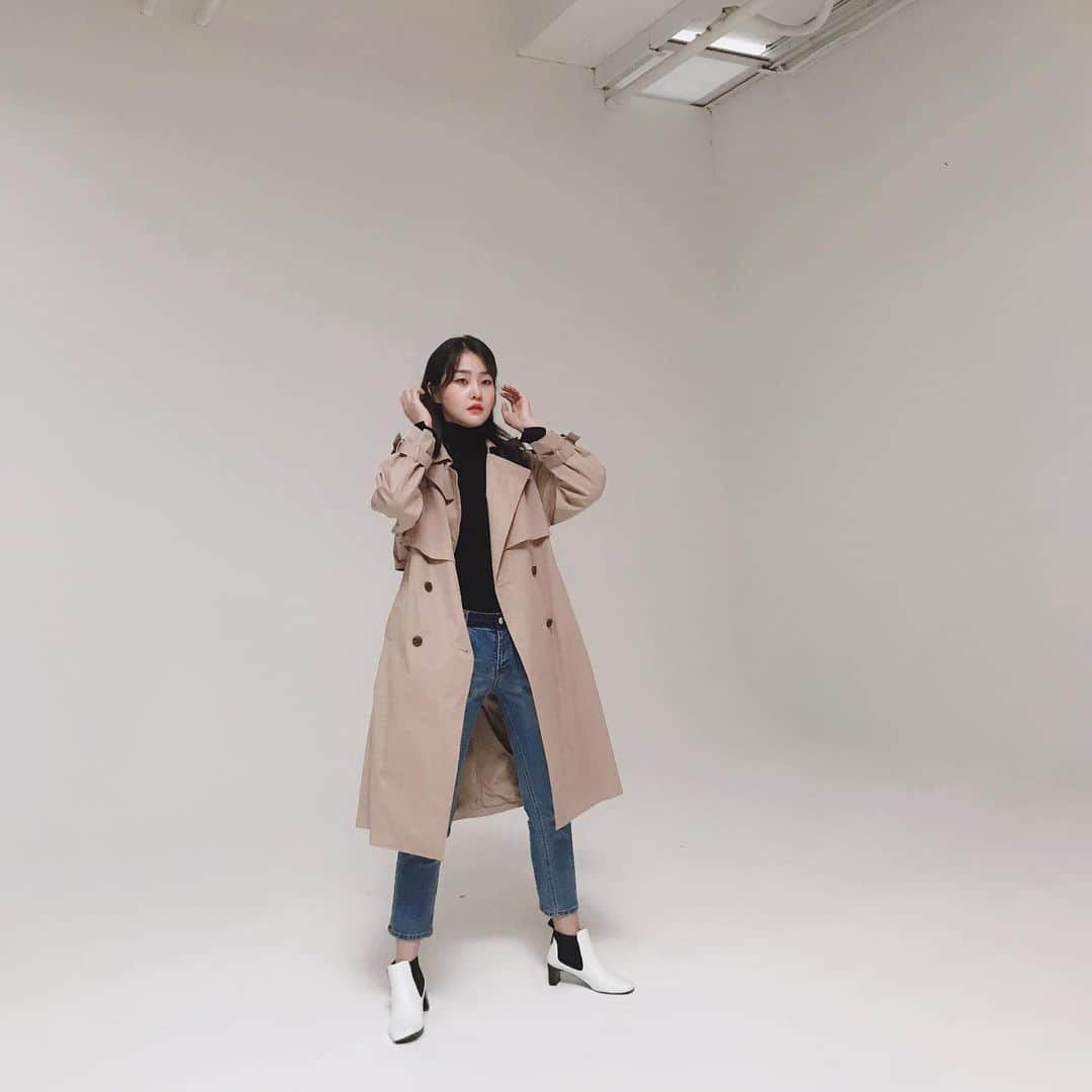 ヒョニ・カンさんのインスタグラム写真 - (ヒョニ・カンInstagram)「@jillbyjillstuartshoes 2019fw 촬영📸  올가을겨울에도 #질바이질스튜어트슈즈 와 함께❣️ 빨리좀추워져라😩」8月7日 14時16分 - hyoni_kang