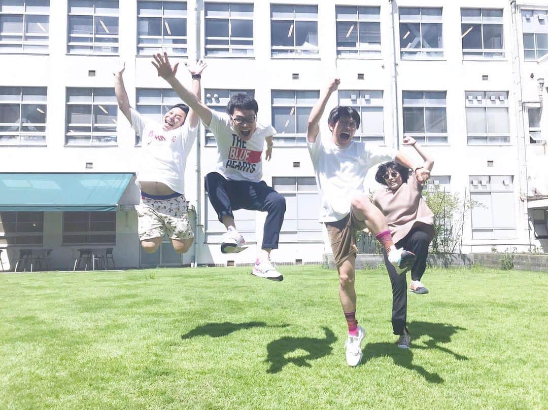 岡下雅典のインスタグラム：「8月16日 インディアンスとのユニットライブ 「パンディアンス」 があります！よろしくお願いします！ 夏ぅー！！！！！」