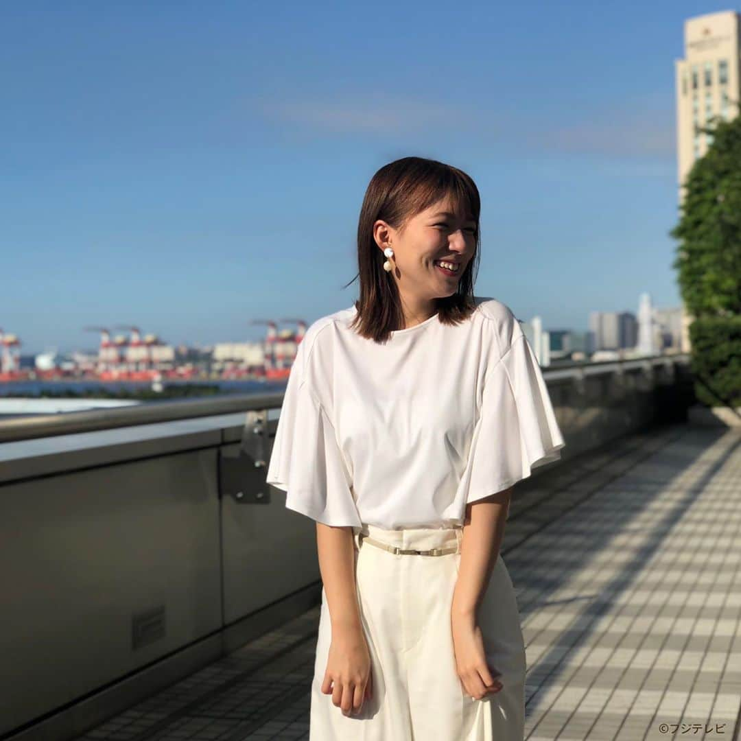 フジテレビ「めざましテレビ」さんのインスタグラム写真 - (フジテレビ「めざましテレビ」Instagram)「8月7日（水）きょう何着て行く？ ・ ファッション雑誌CanCamとコラボした お天気コーナー「きょう何着て行く？」 阿部華也子ちゃんの毎日のコーデを紹介♪ ・ 【きょうのコーデ】 ブラウス→#SNIDEL 7000円  パンツ（ベルト付き）→#TONAL 1万5000円  靴→#アルネ 1万8000円  イヤリング→#GU  590円 ・ 【コーデのポイント】 上下を白でまとめたオールホワイトコーデで爽やかに🐬 細ベルトのウエストマークや大ぶりのフリル袖で  メリハリを付けると着こなしにリズムが生まれますよ👗✨ 足元にイエローのサンダルをあわせて夏っぽさも  上乗せしていきましょう👡 ・ #めざましテレビ #きょう何着て行く？ #阿部華也子 #今日のコーデ#コーデ #CanCam #今日のファッション#ootd #きょう何着て行く？は月〜金朝6時22分ごろ放送！」8月7日 15時35分 - mezamashi.tv