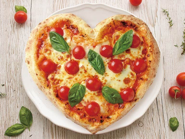 宅配ピザ「ナポリの窯」さんのインスタグラム写真 - (宅配ピザ「ナポリの窯」Instagram)「そろそろお盆。﻿ 久しぶりに一緒に過ごす家族や友人と一緒に﻿ ピザはいかがですか？🍕﻿ ﻿ ハートの形をした【幸せのマルゲリータ】で﻿ 一段と華やかになりますよ！﻿ ﻿ #ナポリの窯 ﻿﻿﻿﻿﻿﻿﻿﻿﻿﻿﻿﻿﻿﻿﻿ #ナポリ ﻿﻿﻿﻿﻿﻿﻿﻿﻿﻿﻿﻿﻿﻿﻿ #ピザパーティー ﻿﻿﻿﻿﻿﻿﻿﻿﻿﻿﻿﻿﻿﻿﻿ #ピザパ ﻿﻿﻿﻿﻿﻿﻿﻿﻿﻿﻿﻿﻿﻿﻿ #ランチ ﻿﻿﻿﻿﻿﻿﻿﻿﻿﻿﻿﻿﻿﻿﻿ #ディナー ﻿﻿﻿﻿﻿﻿﻿﻿﻿﻿﻿﻿﻿﻿﻿ #🍕 #ピザ ﻿﻿﻿﻿﻿﻿﻿﻿﻿﻿﻿﻿﻿﻿﻿ #ピッツァ﻿﻿﻿﻿﻿﻿﻿﻿﻿﻿﻿﻿﻿﻿﻿ #宅配ピザ ﻿﻿﻿﻿﻿﻿﻿﻿﻿﻿﻿﻿﻿﻿﻿ #デリバリーピザ ﻿﻿﻿﻿﻿﻿﻿﻿﻿﻿﻿﻿﻿﻿﻿ #おいしい ﻿﻿﻿﻿﻿﻿﻿﻿﻿﻿﻿﻿﻿﻿﻿ #美味しい ﻿﻿﻿﻿﻿﻿﻿﻿﻿﻿﻿﻿﻿﻿﻿ #美味しいピザ ﻿﻿﻿﻿﻿﻿﻿﻿﻿﻿﻿﻿﻿﻿﻿ #手作りピザ ﻿﻿﻿﻿﻿﻿﻿﻿﻿﻿﻿﻿﻿﻿﻿ #アツアツ﻿﻿﻿﻿﻿﻿﻿﻿﻿ #チーズ ﻿﻿﻿﻿﻿﻿﻿﻿﻿﻿﻿﻿﻿﻿﻿ #イタリアン　﻿﻿﻿﻿﻿﻿﻿﻿﻿﻿﻿﻿﻿﻿﻿ #パスタ ﻿﻿﻿﻿﻿﻿﻿﻿﻿﻿﻿﻿﻿﻿﻿ #dinner ﻿﻿﻿﻿﻿﻿﻿﻿﻿﻿﻿﻿﻿﻿﻿ #lunch ﻿﻿﻿﻿﻿﻿﻿﻿﻿﻿﻿﻿﻿﻿﻿ #pizza ﻿﻿﻿﻿﻿﻿﻿﻿﻿﻿﻿﻿﻿﻿﻿ #instagood ﻿﻿﻿﻿﻿﻿﻿﻿﻿﻿﻿﻿﻿﻿﻿ #instafood ﻿﻿﻿﻿﻿﻿﻿﻿﻿﻿﻿﻿﻿﻿﻿ #italian ﻿﻿﻿﻿﻿﻿﻿﻿﻿﻿﻿﻿﻿﻿ #夏休み﻿」8月7日 15時36分 - napolinokama