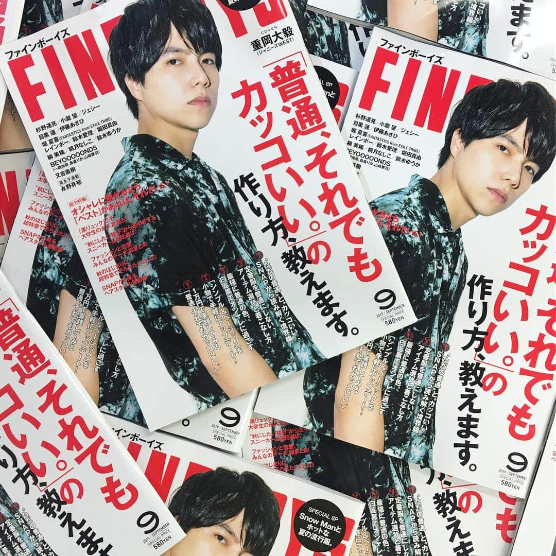 FINEBOYSさんのインスタグラム写真 - (FINEBOYSInstagram)「FINEBOYS9月号は8月9日発売。 #重岡大毅 さんの表紙が目印です。 巻頭特集は、 「普通。それでもカッコいい。」の作り方教えます。 楽しみにお待ちください！  #杉野遥亮 #小瀧望 #ジェシー #目黒蓮 #伊藤あさひ #堀夏喜 #超特急 #レインボー #鈴木愛理 #堀田真由 #柳美稀 #桃月なしこ #鈴木ゆうか #BEYOOOOONDS #永野芽郁 #SnowMan #fineboysmagazine #雑誌 #おしゃれ男子 #おしゃれ大好き」8月7日 15時52分 - fineboys_jp