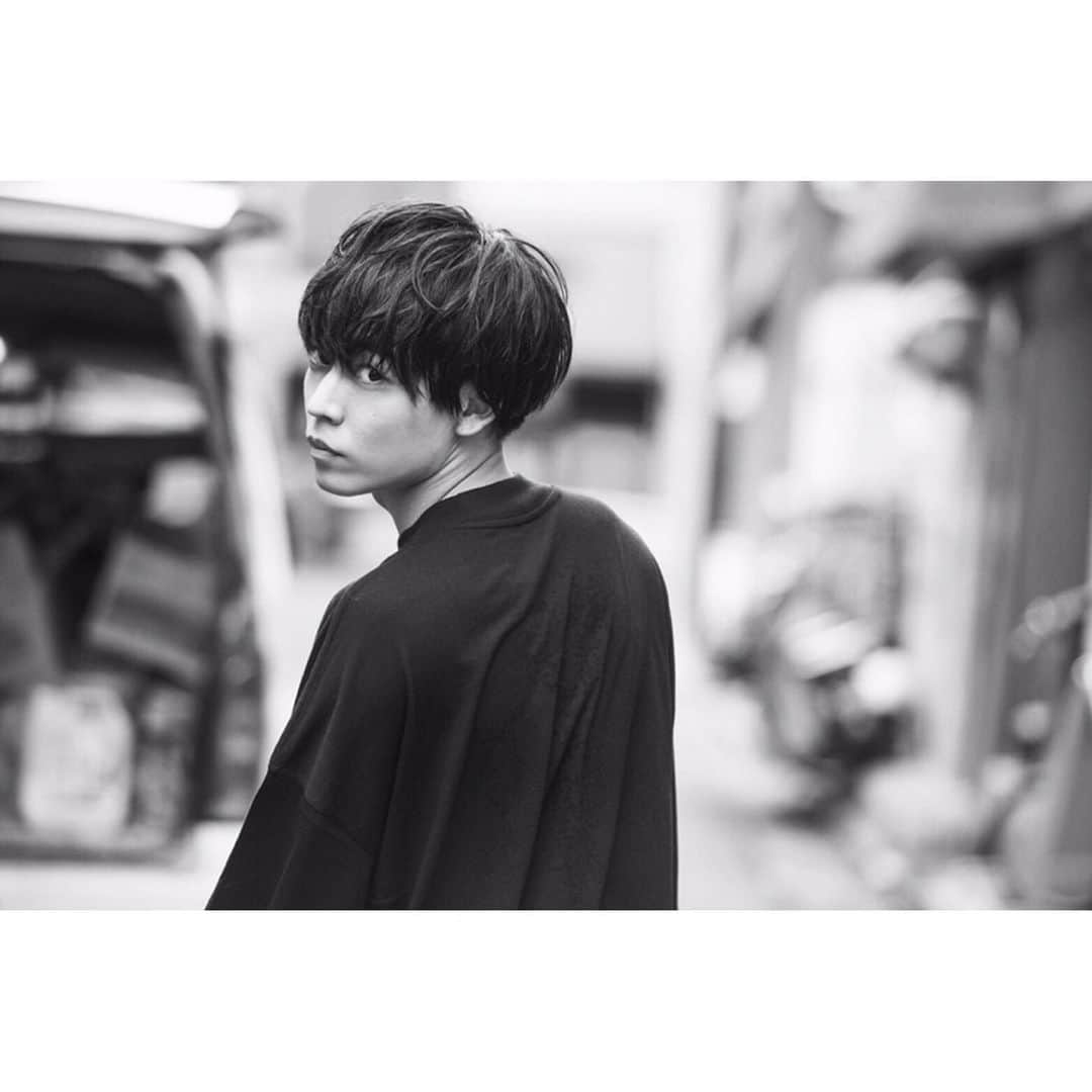 岩岡徹のインスタグラム：「tomorrow 19:00.」