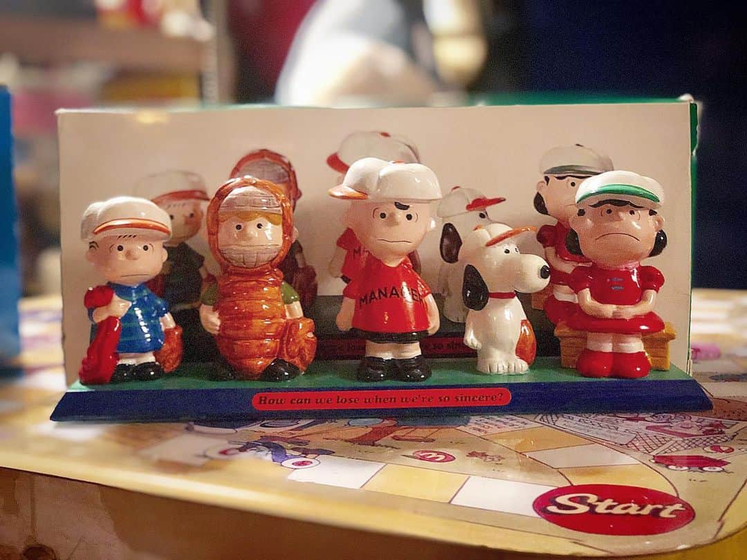 大川知英のインスタグラム：「71's PEANUTS Determined Baseball プレイボール⚾️🇺🇸 #peanuts#determined #baseball #71s#サマータイム#プレイボール #目標コンプ#ペーパー#amecajiboys  #takatsubase #アメトイ部」
