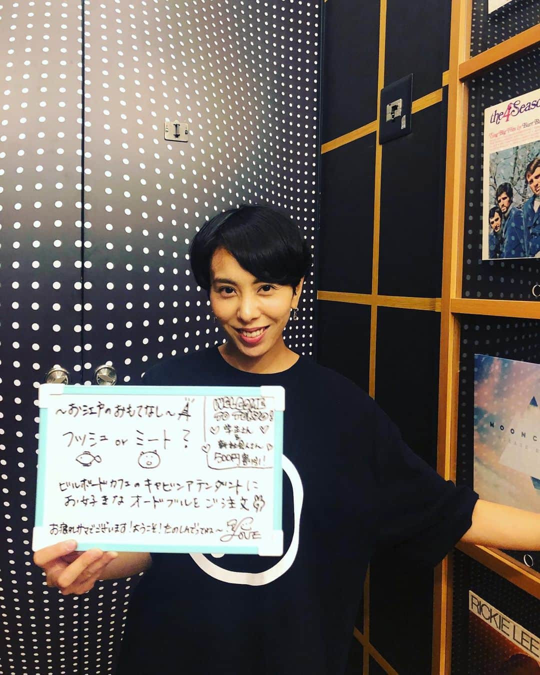 LOVEのインスタグラム：「Tonight!  はいリリパ再開！東京はビルボードカフェからFish or Meatのオードブルですよー！お楽しみアレ  PS 社長が書いた絵がビーフらしいんだけどどう見てもポーク  #1000日の夏」