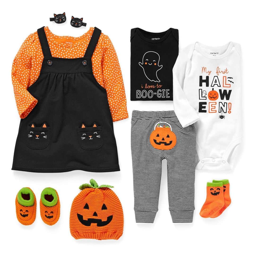 カーターズさんのインスタグラム写真 - (カーターズInstagram)「Love to boo-gie? 👻🎃 Baby #Halloween outfits are here! Treats for all the little pumpkins in our Halloween Bootique! 🍬 #firsthalloween #babyfashion #shopnow #lovecarters」8月8日 3時55分 - carters