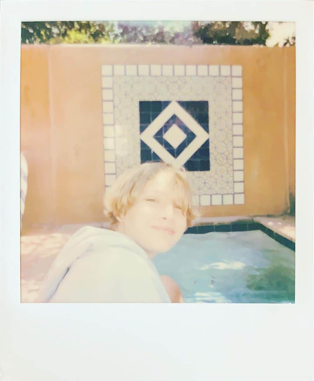 マーク・ホッパスさんのインスタグラム写真 - (マーク・ホッパスInstagram)「Some Polaroids from this past week. Birthdays and breakdowns.」8月8日 4時03分 - markhoppus