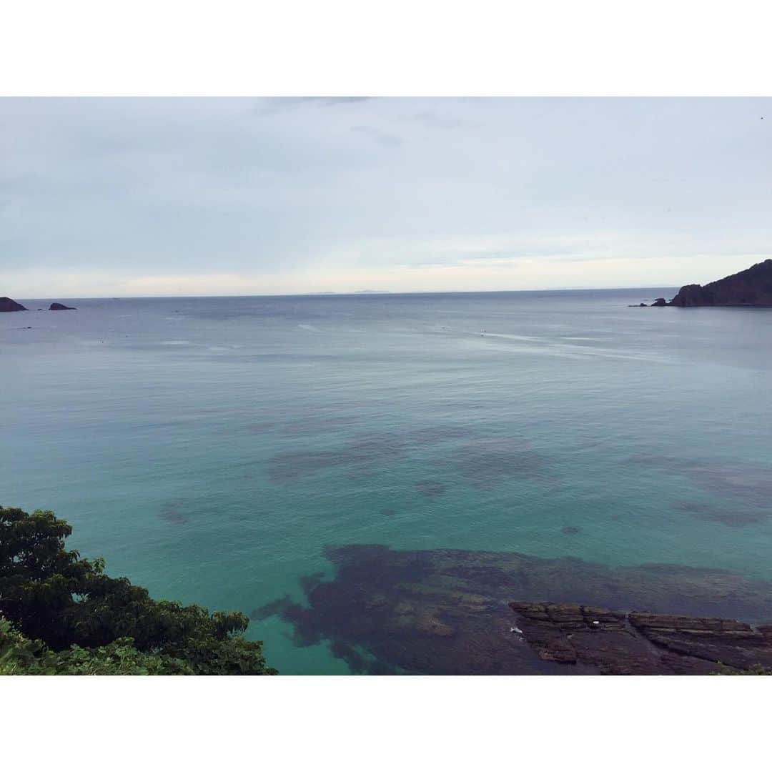 北野貴之さんのインスタグラム写真 - (北野貴之Instagram)「鳥取県の夏は海があり、山があり最高！！ 是非、訪れた際は、鳥取県と島根県の県境にある笹子ビーチへ。 海で泳ぎ、夜は山でバーベキュー。  #雨も#海#自然児#日の丸弁当#持参#刺身#夜#大山#バーベキュー」8月7日 20時17分 - takashi_kitano