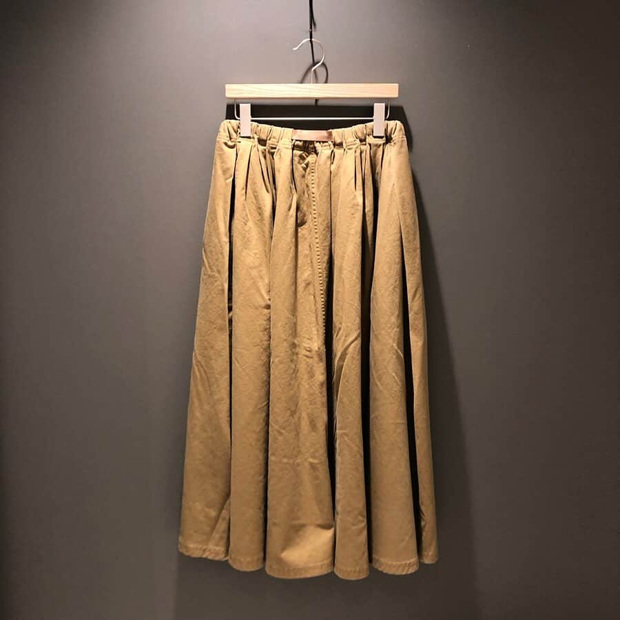 BEAMS JAPANさんのインスタグラム写真 - (BEAMS JAPANInstagram)「＜GRAMICCI＞×＜BEAMS BOY＞ Womens Chino Long Skirt Special BEAMS JAPAN 3F  @beams_japan #gramicci #beams #beamsboy #beamsjapan #beamsjapan3rd Instagram for New Arrivals Blog for Recommended Items #japan #tokyo #shinjuku #mensfashion #womensfashion #日本 #東京 #新宿 #ファッション#メンズファッション #ウィメンズファッション #ビームス #ビームスジャパン」8月7日 20時21分 - beams_japan