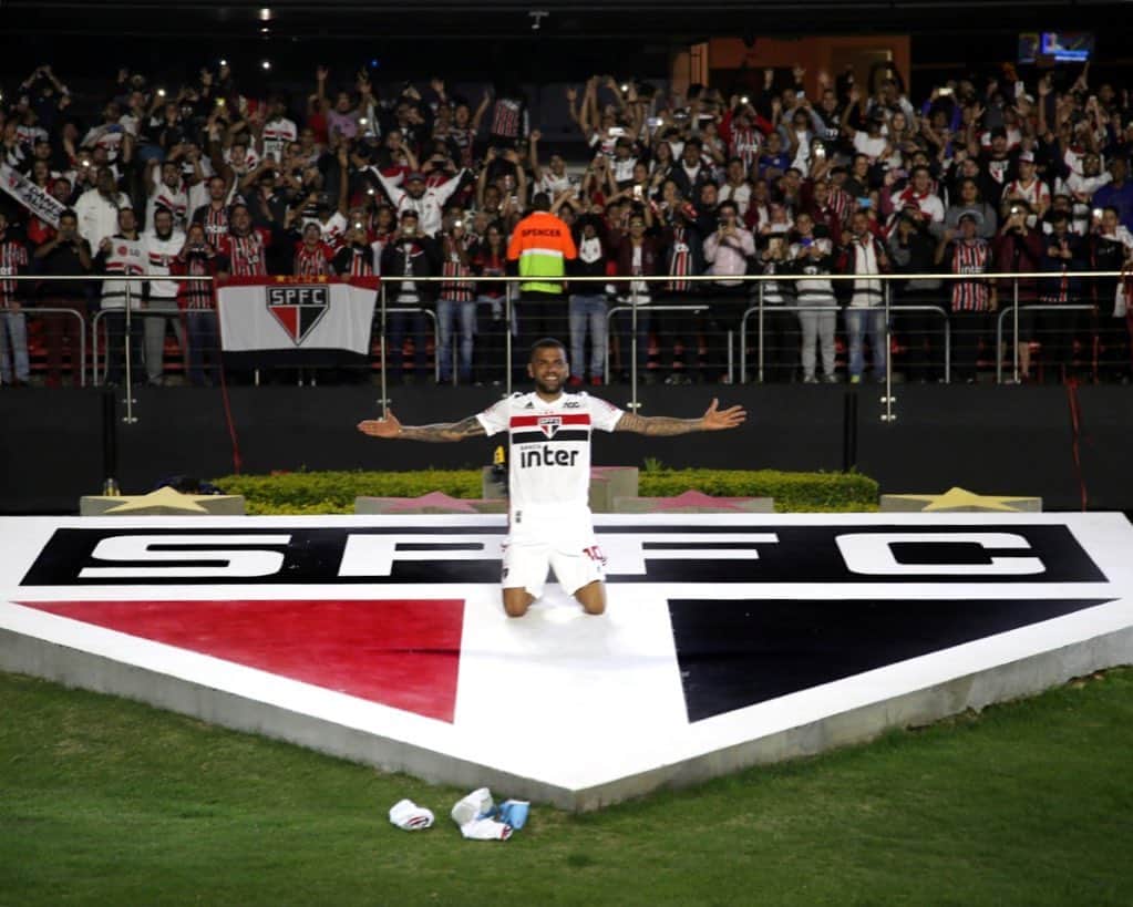 São Paulo FCさんのインスタグラム写真 - (São Paulo FCInstagram)「Um dia #GoodCrazy, com momentos que se eternizam. 🇾🇪❤️ #DaniEstáAqui ⠀⠀⠀⠀⠀⠀⠀⠀⠀ 📸 Rubens Chiri / saopaulofc.net」8月7日 20時34分 - saopaulofc