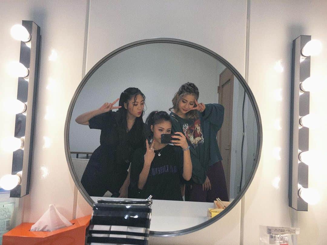 honoka のインスタグラム：「lolきゃぎゃみ❤️❤️❤️❤️ 今日もお疲れ様でした。 いろいろ楽しみやーい！！！」