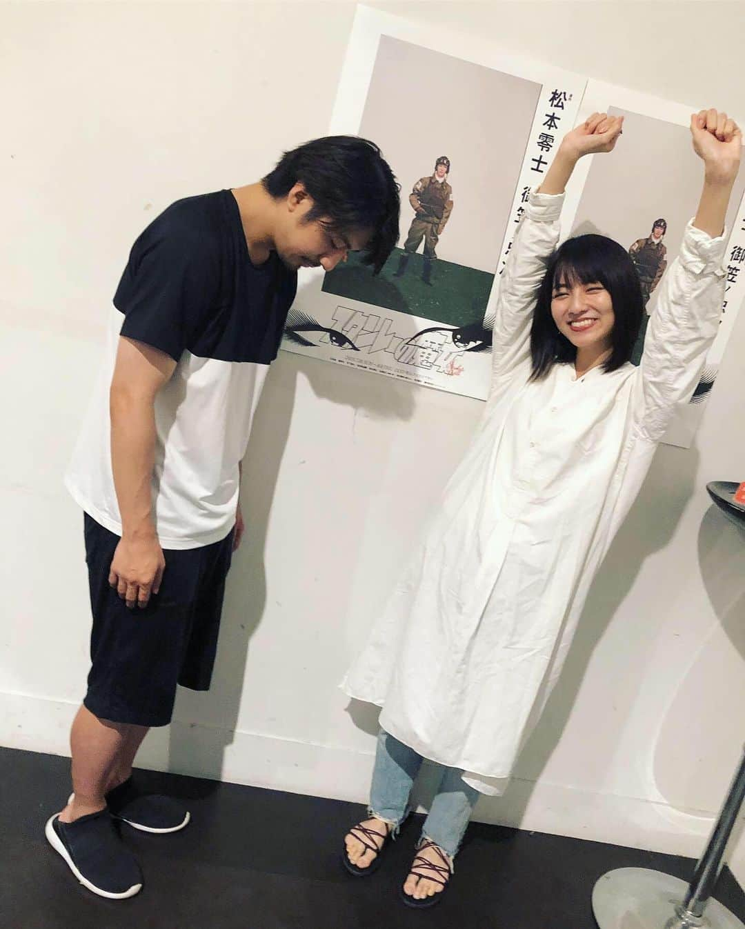 小島梨里杏さんのインスタグラム写真 - (小島梨里杏Instagram)「写真の空白よ。真相はいかに。  寛也さんお誘い頂き 舞台 #スタンレーの魔女 #観劇  戦争真っ只中の時代なのに、出てくる人はみんな明るくて、なぜか遠い話ではなく近くに感じられる作品だからこそ、やさしい死が胸に。🙏🏻」8月7日 21時12分 - r_riria