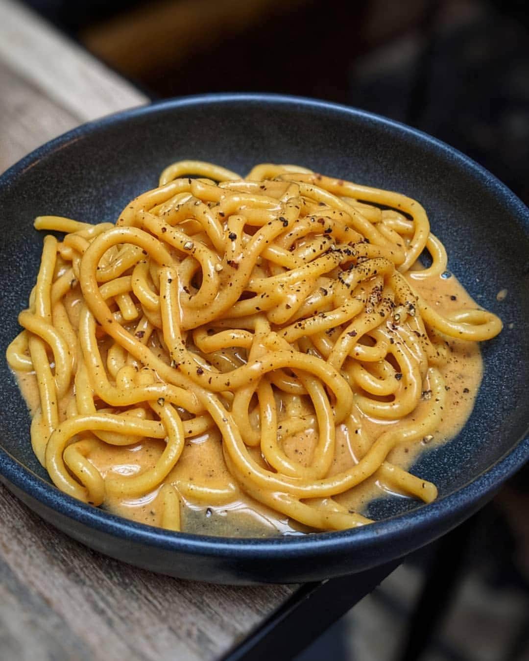 @LONDON | TAG #THISISLONDONさんのインスタグラム写真 - (@LONDON | TAG #THISISLONDONInstagram)「@clerkenwellboyec1 says... *THAT* tonnarelli with brown crab cacio e pepe @10heddonst by the talented @thisisleachy 😋 || Other highlights included the INCREDIBLE house made mortadella, pea and summer vegetable ragu, freshly rolled garganelli #pasta with spicy pig tail ragu, and the most delicious sweetcorn ravioli with girolles and nasturtium, washed down with some banging wines... 🍷 Such a brilliant project and collaboration between @thisisleachy ✘ @david.carter.uk || GO! 🌞🍝🧀🍷🍾 . . . Address: 10 Heddon St. London (bookings online) #CacioEPepe #LovePasta #ThisIsLondon #Cheese #ChoosePasta #londonlife #londonfood #londonreviewed」8月7日 21時28分 - london