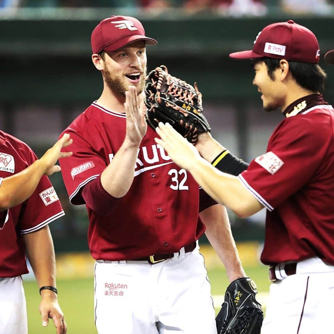 東北楽天ゴールデンイーグルスさんのインスタグラム写真 - (東北楽天ゴールデンイーグルスInstagram)「⚾️ ⚾️L 4-3 E⚾️ 初回に浅村選手が24号2ランを放ち幸先よく先制‼️ 先発の則本選手は5回106球3失点の内容⚾️ 6回に茂木選手の2ベースヒットから同点に追いつくと その裏はブセニッツ選手が三者凡退に打ち取る👍🏼 しかし7回に失点を喫してそのまま敗れ1勝1敗に。 #rakuteneagles #RESTART #日本一の東北へ #浅村栄斗 #茂木栄五郎 #ブセニッツ」8月7日 21時57分 - rakuten_eagles