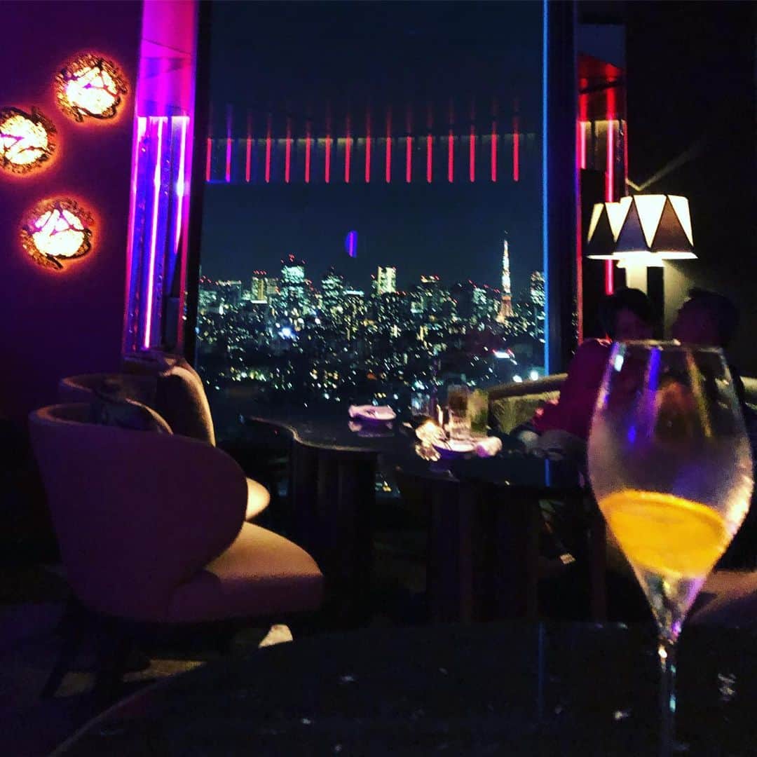 ミズノマリさんのインスタグラム写真 - (ミズノマリInstagram)「今日は品川プリンスTABLE9のTokyo Fusion Diningにてディナー★最後にNine barにてまったり♪ラグジュアリーな時間を過ごすことができました！ #品川プリンスホテル #table9tokyo」8月7日 22時11分 - mari_mizuno