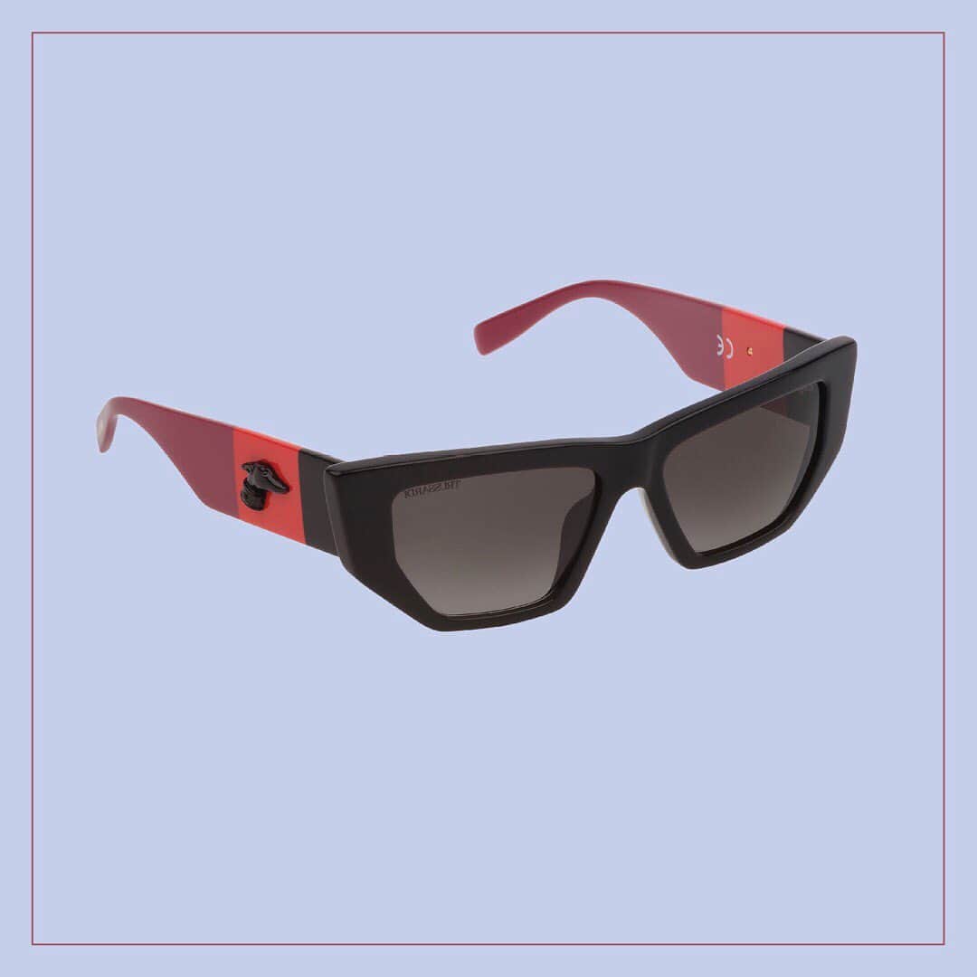 のインスタグラム：「Embellished by the iconic Greyhound raised on large multi-coloured temples, these 60s-inspired sunglasses will make your look attractive and unconventional. Shop on Trussardi.com  #TrussardiEyewear #Trussardi」