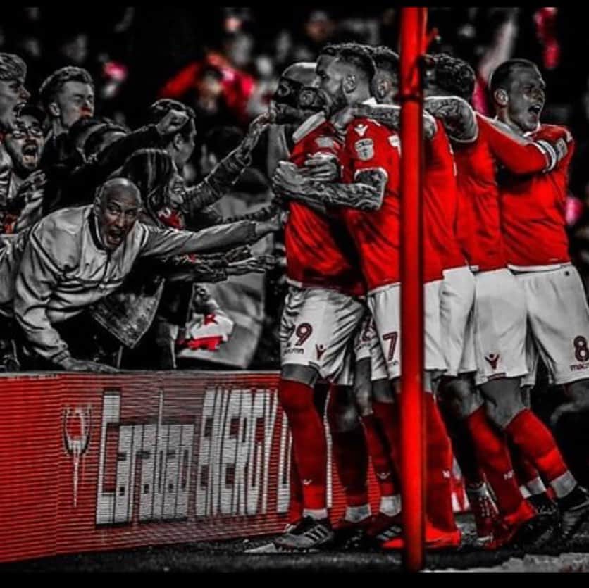 ヨアン・ベナルアンのインスタグラム：「peoples are asking me if I will sign in derby ???, no chance!!!! I am a real Reds !!!!, Reds for ever !!!!, nottingham Forest family i cant wait to be back at the city ground @officialnffc #yb29pablopicasso #love #reds #coyr #nottingham #nottinghamforest #nottinghamcity 🔴🔴🔴🔴🔴🔴🔴🔴🦅 #istayhere !!!!!!!」