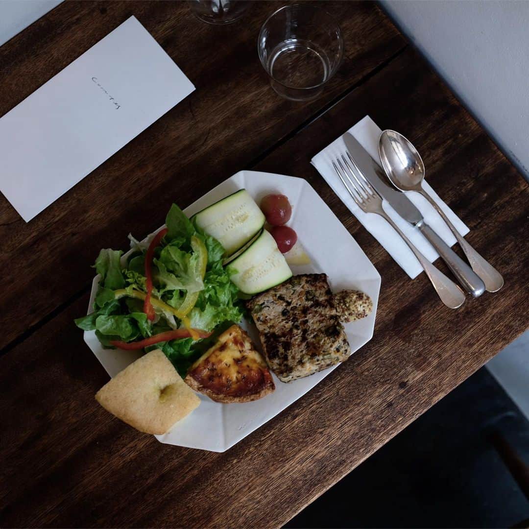 maggydaisyのインスタグラム：「_  先日の お疲れさまランチ  #contes」