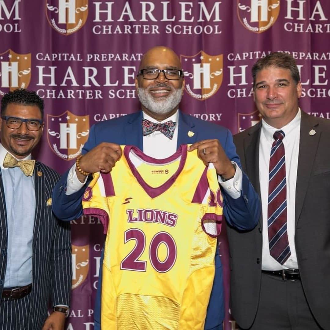 ディディさんのインスタグラム写真 - (ディディInstagram)「Every year at my schools we celebrate our staff like first round draft picks. On Monday, we welcomed our new Principal Richardson to the podium along with 42 other staff members, celebrating them like we were signing the most sought after athletes in the world. Because… they are that important. Make way, we’re coming for the chip. #WeAreCapitalPrep @CapitalPrepHarlem @CapitalPrepHarborSchool @drsteveperry」8月8日 0時31分 - diddy