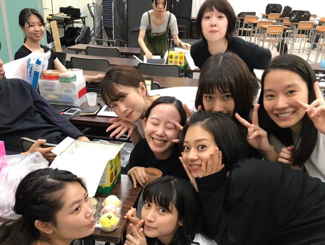 指出瑞貴さんのインスタグラム写真 - (指出瑞貴Instagram)「幸せ #buskinrobins #31アイスクリーム 差し入れ🍨 🍑味選んだ☺️✌︎ #thankyousomuch 💕#転校生2019」8月8日 0時54分 - sashidemizuki
