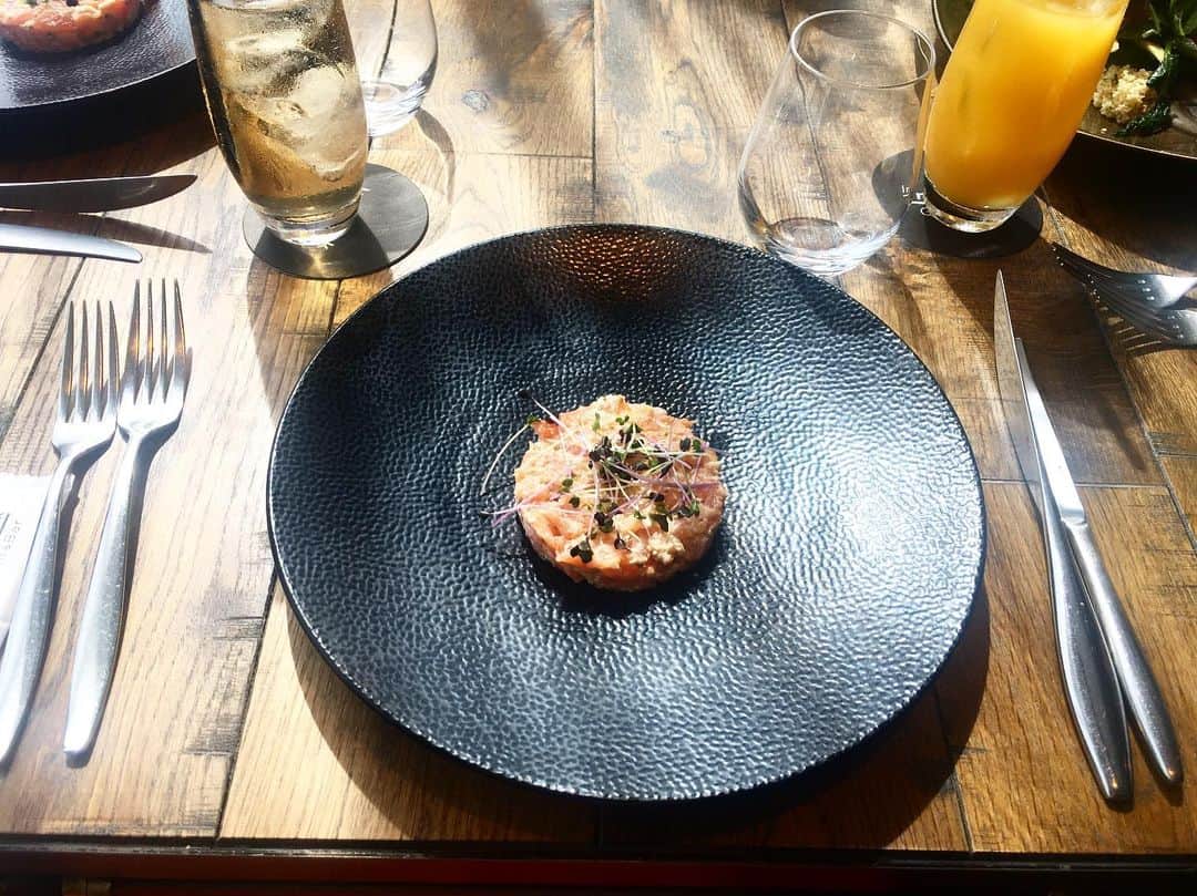 荒木悠衣のグルメインスタ