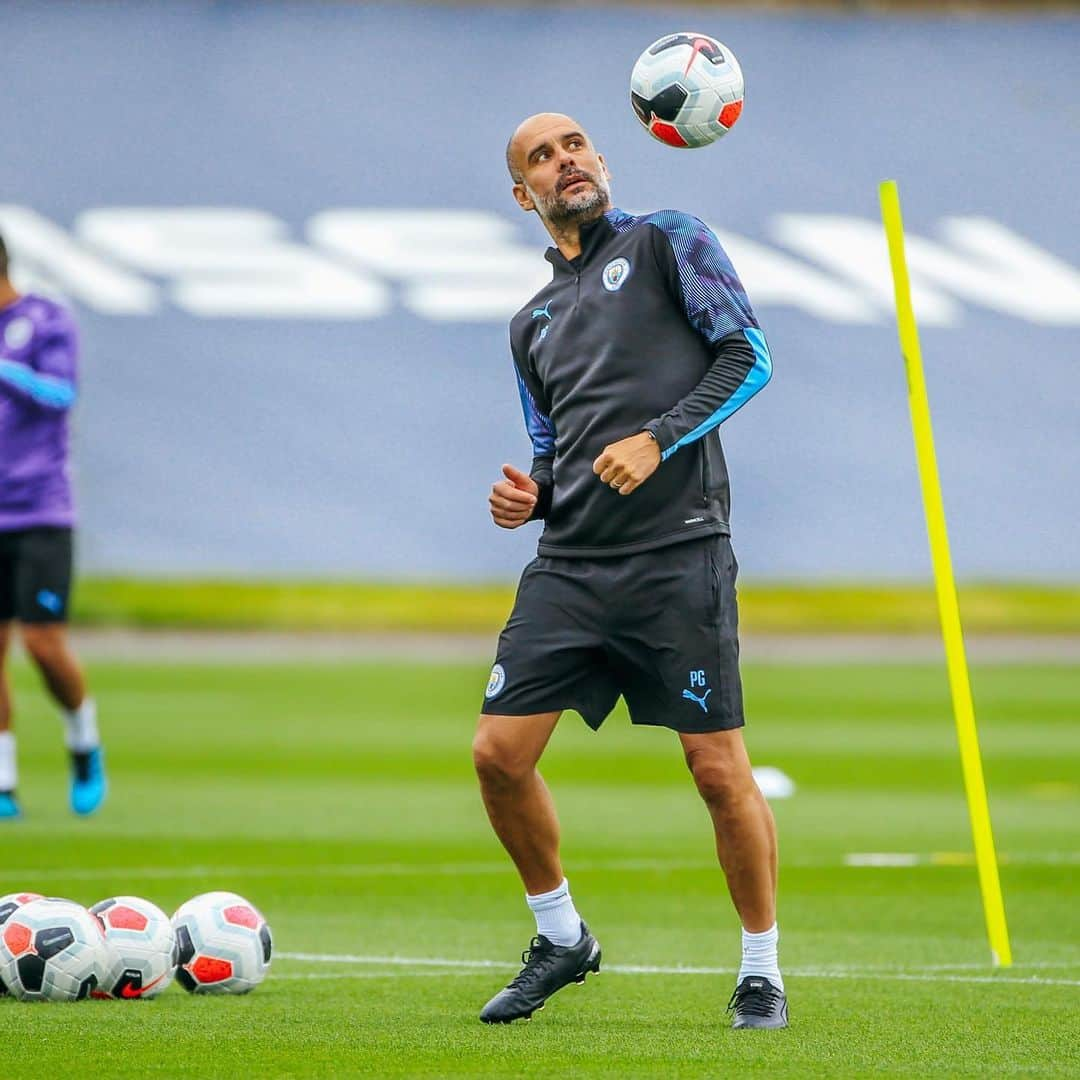 マンチェスター・シティFCさんのインスタグラム写真 - (マンチェスター・シティFCInstagram)「Say CHEEEEEESE! 🧀😁 #mancity」8月8日 2時08分 - mancity