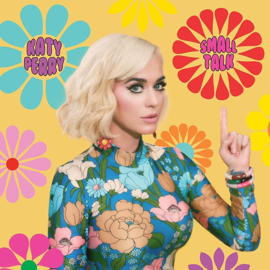 ケイティ・ペリーさんのインスタグラム写真 - (ケイティ・ペリーInstagram)「and now there's nothing left but #SmallTalk☝🏼🌼 Pre-save in bio」8月8日 3時01分 - katyperry