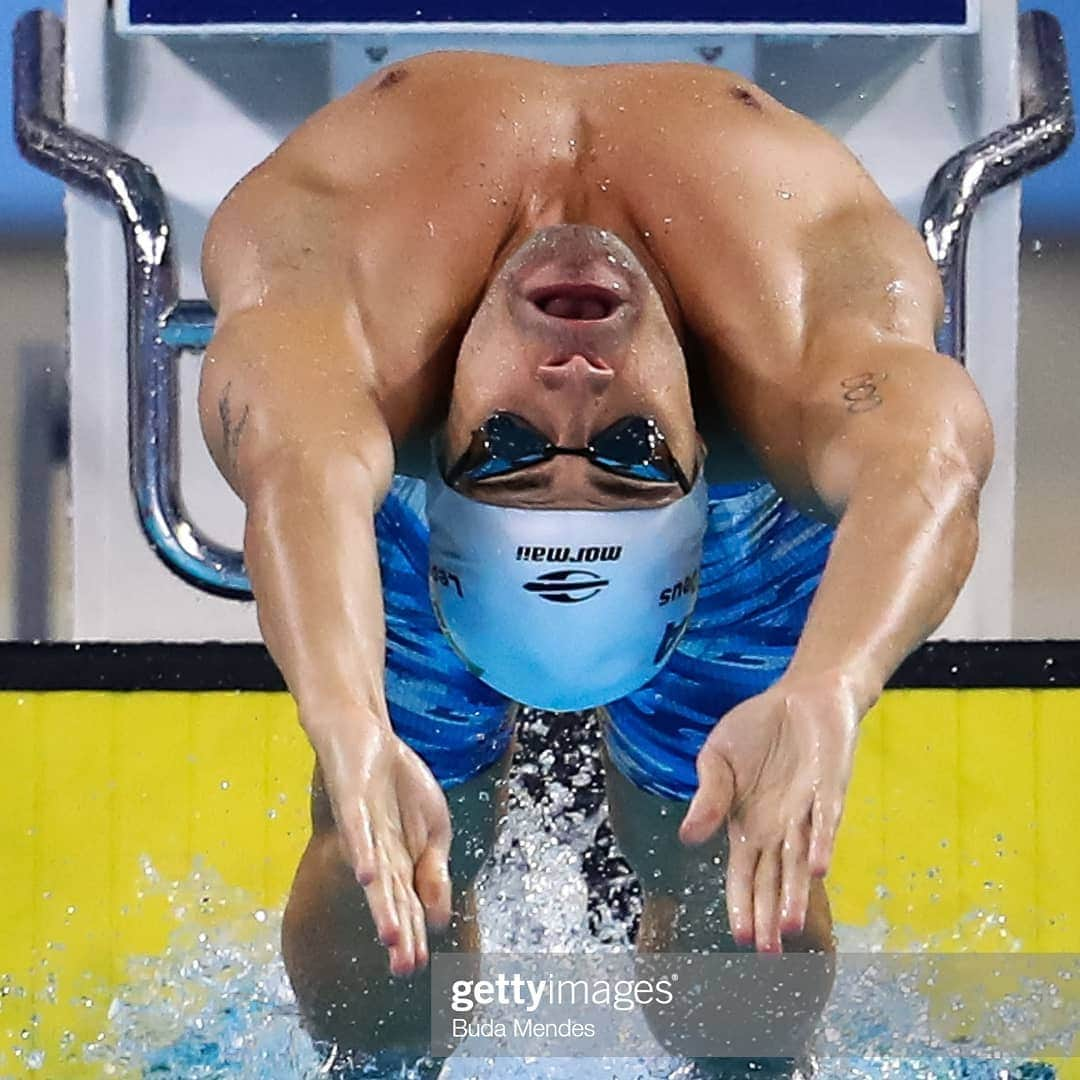 レオナルド・ジ・デウスさんのインスタグラム写真 - (レオナルド・ジ・デウスInstagram)「É bronzeeeeee 🥉 nos 200m costas, com 1:58.73 💚💛 Valeu pela torcida 🙌🏼🙌🏼🙌🏼 Mais uma para o Brasil 🇧🇷 #vaileodedeus #panamericanos2019 #panlima2019」8月8日 12時26分 - leogdeus