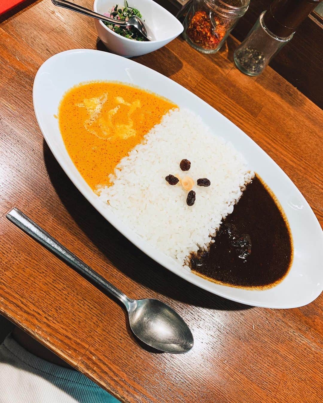 尾崎裕哉のグルメインスタ