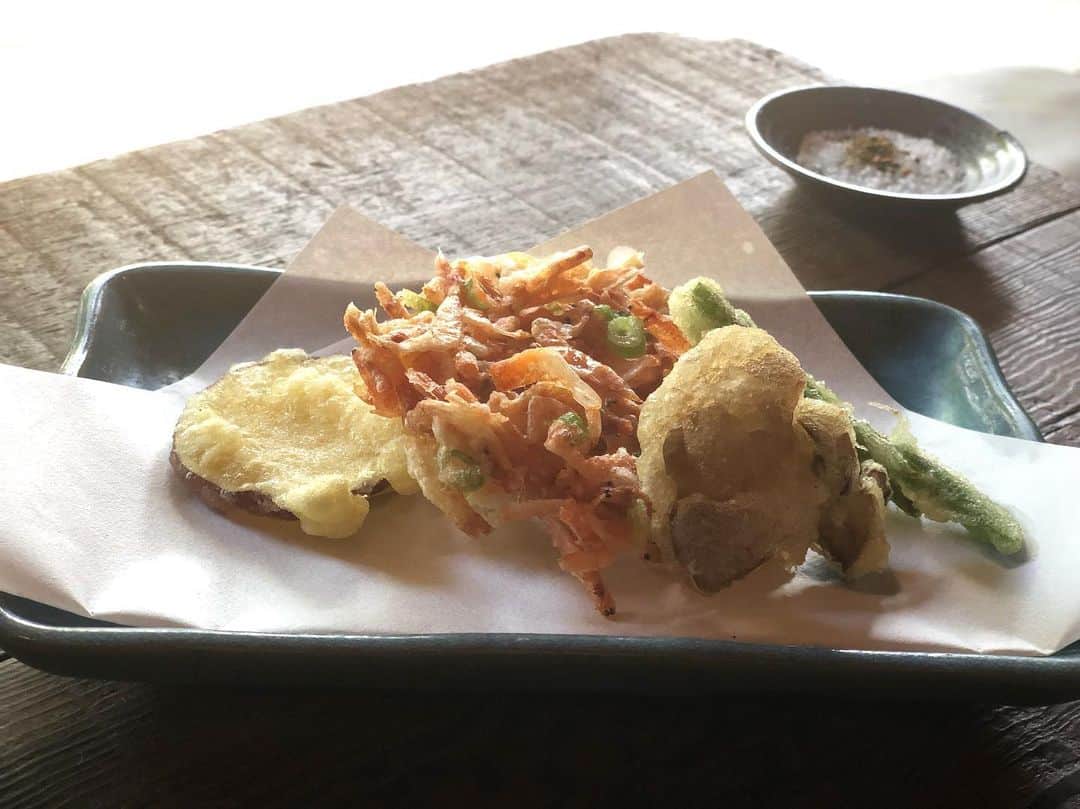 高井直子さんのインスタグラム写真 - (高井直子Instagram)「今日のお昼ごはん。 やっぱり藍さんのお蕎麦が 1番好き😋 • #十割蕎麦」8月8日 13時39分 - naokotakai