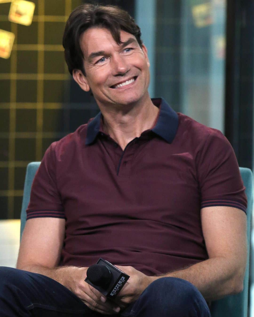ペリーエリスのインスタグラム：「Jerry O'Connell @mrjerryoc stopped by the @buildseriesnyc wearing our Perry Icon Logo Polo. #PerryEllis #LifeReadySince1976」