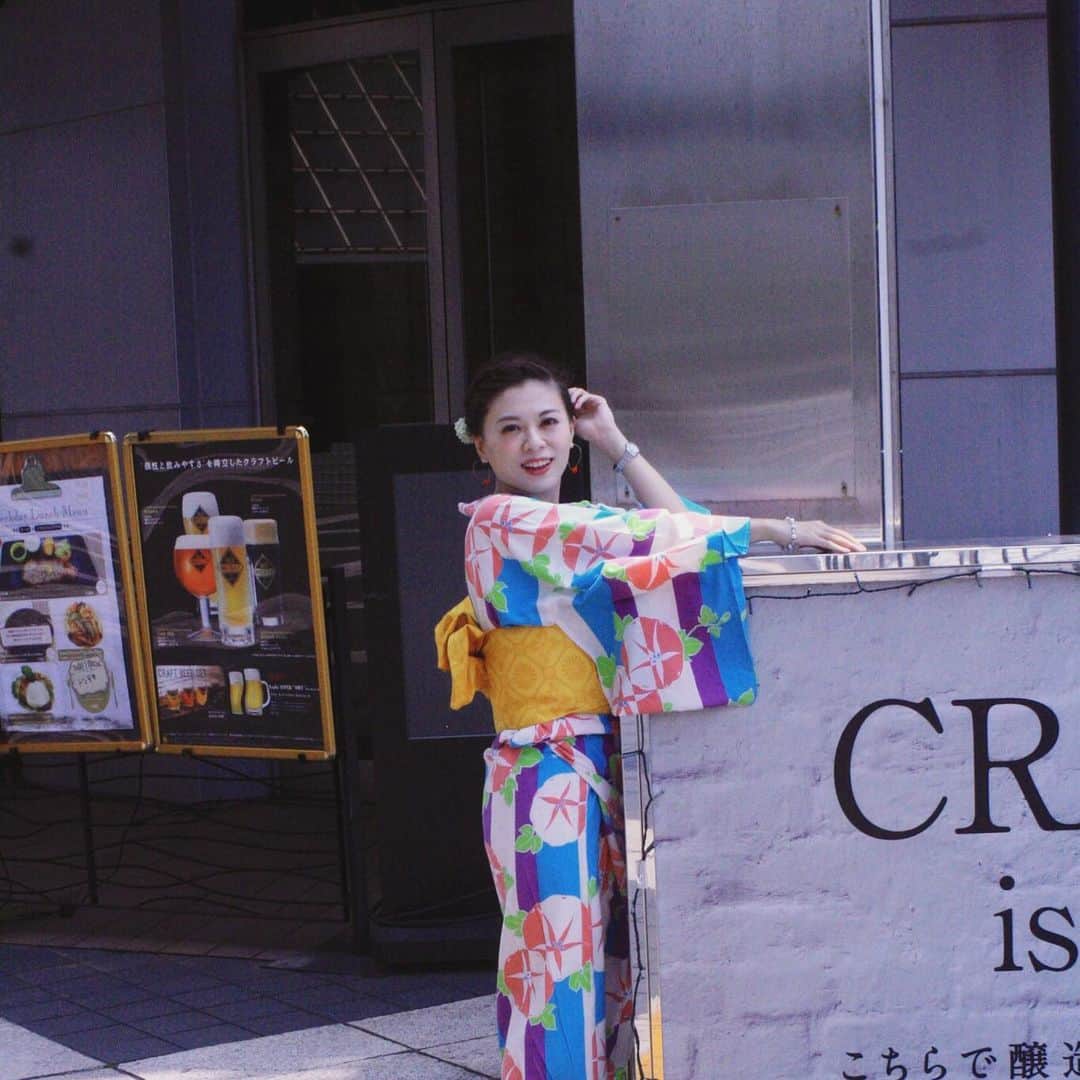 及川愛未さんのインスタグラム写真 - (及川愛未Instagram)「beer🍺 #shooting #撮影 #被写体 #被写体希望 #東京カメラ部 #リクエスト撮影 #photo #photography #キリトリセカイ #model #portrait #portraitmodei #写真 #写真好きな人と繋がりたい #写真撮るの好きな人と繋がりたい #ファインダー #ファインダー越しの世界 #浴衣 #vasara #墨田区 #吾妻橋 #スカイツリー #アサヒビール #聖火 #japan #lovers_nippon #japanesegirl #tokyo #デート #followme  photo by ゆなたん」8月8日 5時51分 - manamioichan