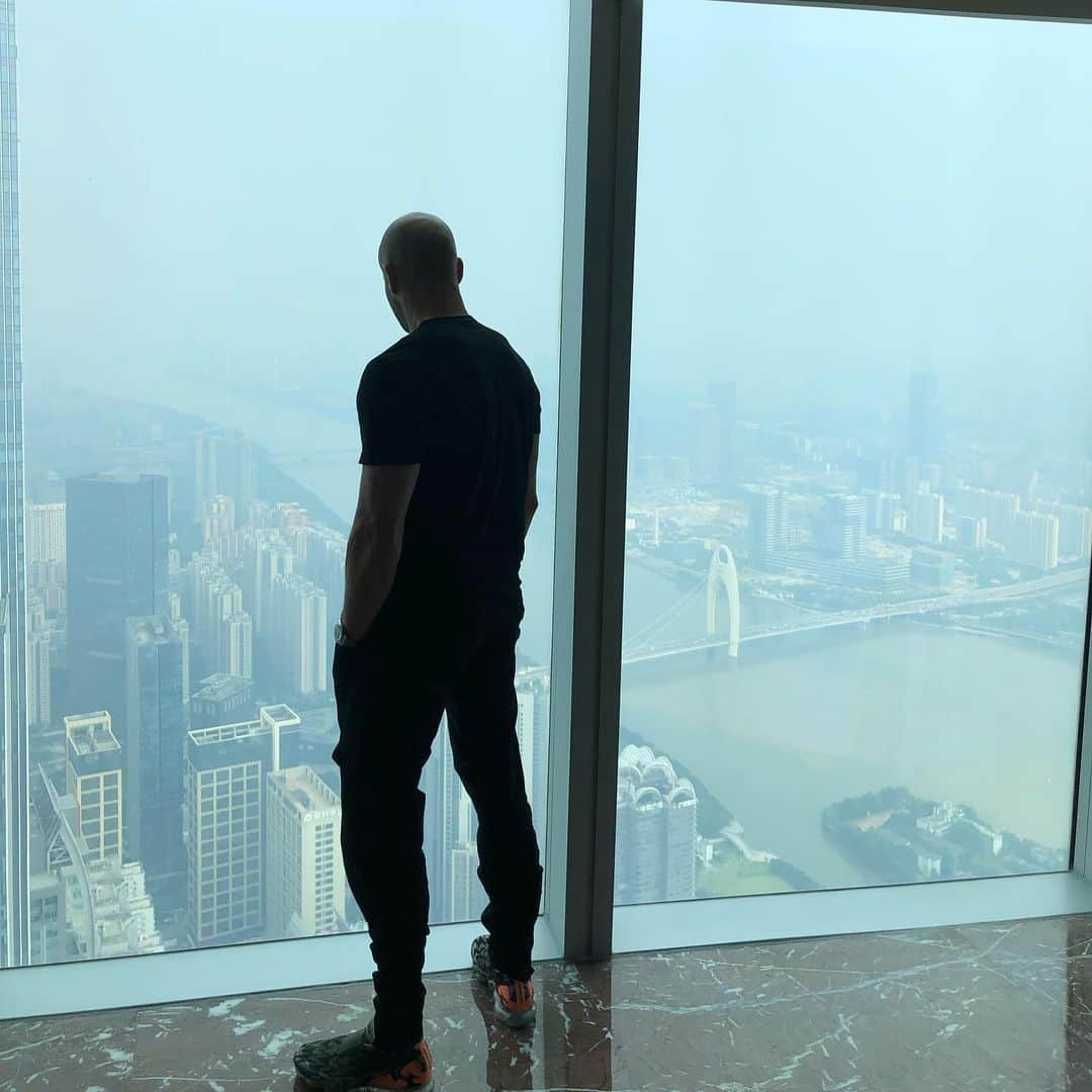 ジェイソン・ステイサムさんのインスタグラム写真 - (ジェイソン・ステイサムInstagram)「See you next time China!」8月8日 5時54分 - jasonstatham