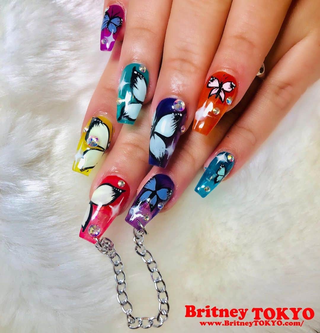 Britney TOKYOさんのインスタグラム写真 - (Britney TOKYOInstagram)「🦋 #nailart #nails #ネイル #ネイルアート #britneytokyo」8月8日 6時29分 - britneytokyo