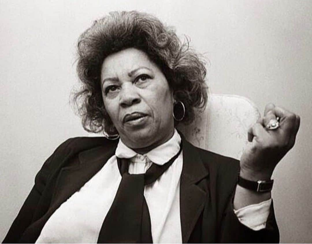 トームさんのインスタグラム写真 - (トームInstagram)「#everywomanwednesday #RestInPower #BADASS #ToniMorrison #RIP #art #madebywomen」8月8日 6時27分 - tomenyc