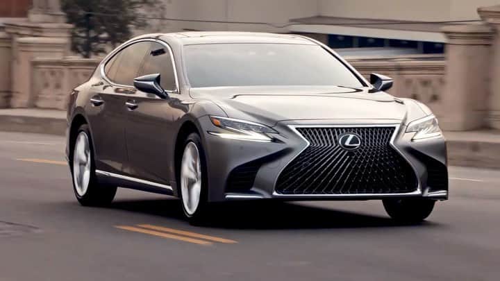 Lexus USAのインスタグラム：「Hall of Fame Race Car Driver @scottpruett01 describes the 2019 #LexusLS as “the perfect balance of luxury and performance.” Visit the link in our bio to watch his full test drive of our flagship vehicle.」