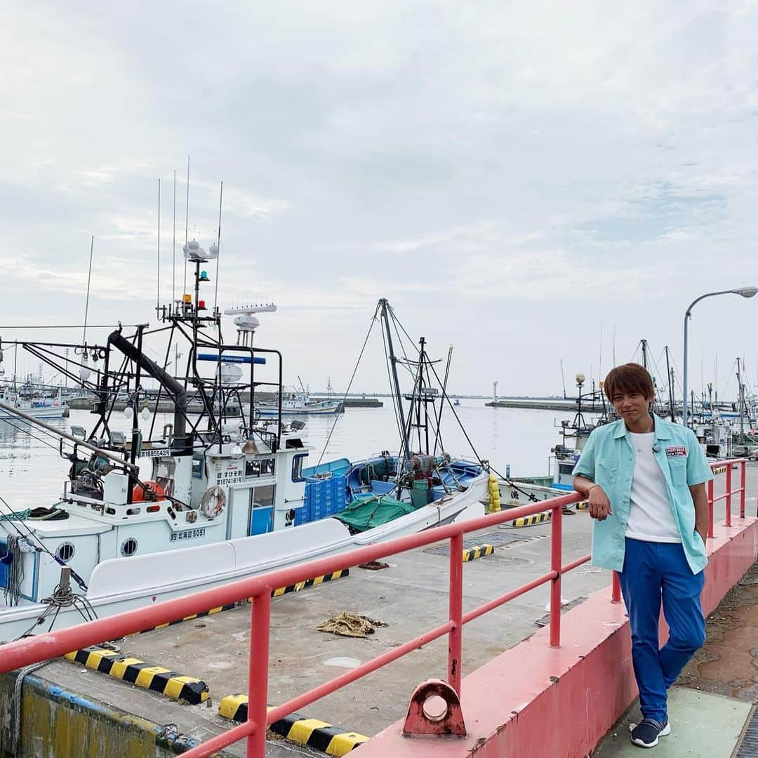 杉浦太陽さんのインスタグラム写真 - (杉浦太陽Instagram)「北海道苫小牧！ マルトマ食堂のホッキカレー🍛  一杯に、3個分の北寄貝！ 凄すぎ！美味すぎた〜〜！ @ #北海道 #苫小牧漁港 #マルトマ食堂 #ホッキカレー #北寄貝水揚げ日本一」8月8日 7時47分 - sugiurataiyou_official