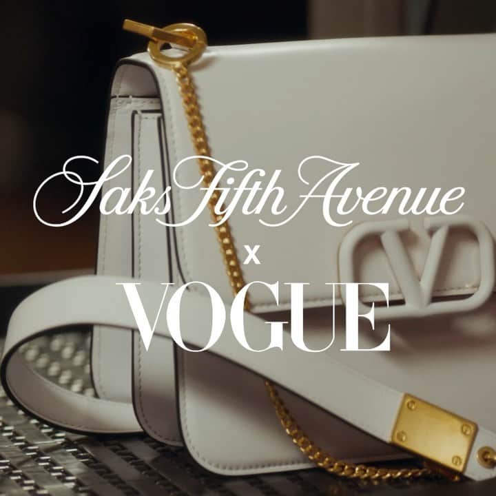 Saks Fifth Avenueのインスタグラム：「BAG CHECK: Keep your hands off my @maisonvalentino...we like the way @nlyonne thinks. #SaksStyle」