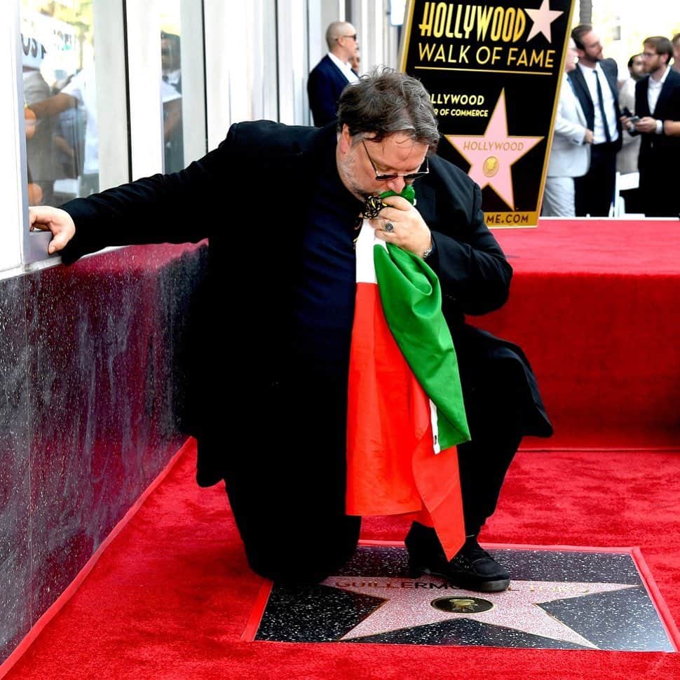 NBC Newsさんのインスタグラム写真 - (NBC NewsInstagram)「Guillermo del Toro, two-time Oscar-winner and acclaimed Mexican filmmaker, gave a speech slamming the atmosphere of fear and division that is "being used to divide us" as he received a star on the Hollywood Walk of Fame. . “The antidote is to come together, to realize that those divisions are complete fantasies,” del Toro says. Click the link in our bio to read more. . 📷 Kevin Winter / @gettyimages」8月8日 8時04分 - nbcnews
