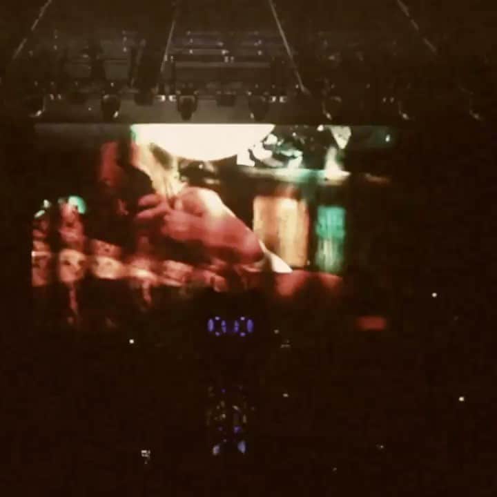 ロブ・ゾンビのインスタグラム：「The sound of 14,000 people cheering a movie trailer! 3 FROM HELL! Get you tickets now at www.fathomevents.com for SEPTEMBER 16-17-18 now! #3fromhell #robzombie #sherimoonzombie #billmoseley #richardbrake #sidhaig #danny trejo #jeffdanielphillips #freethethree」