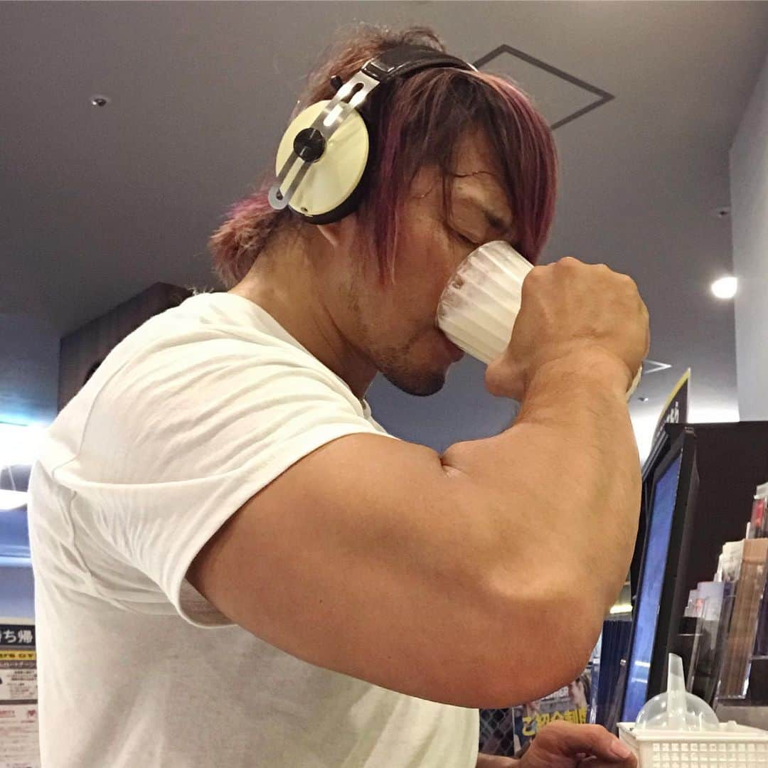 棚橋弘至さんのインスタグラム写真 - (棚橋弘至Instagram)「トレーニング終わり💪 #ゴールドジム #goldgym」8月8日 8時51分 - hiroshi_tanahashi