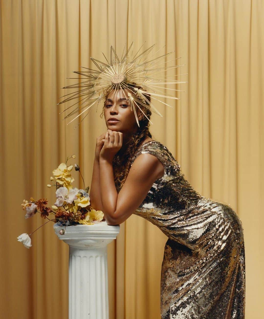 Teen Vogueさんのインスタグラム写真 - (Teen VogueInstagram)「@Beyonce is truly a work of art and the Smithsonian agrees. ⭐ At the link in bio, find out more about why this @tylersphotos portrait from @voguemagazine is heading to Washington.」8月8日 10時00分 - teenvogue