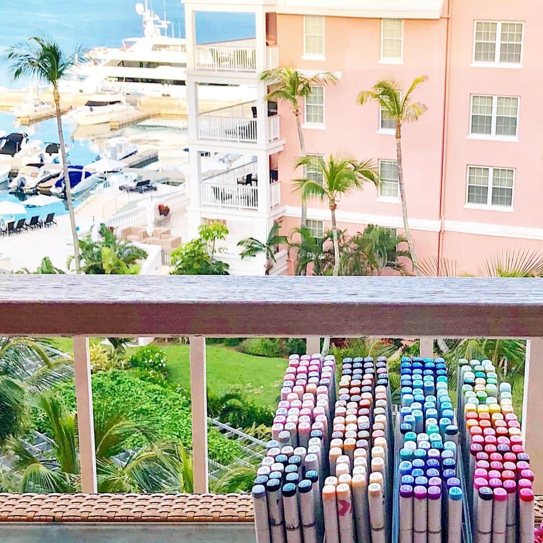 Holly Nicholsさんのインスタグラム写真 - (Holly NicholsInstagram)「Another beautiful week on my favorite island! And back in a few months! 🌴 🇧🇲 thank you for a week of inspiration and color, @princessbermuda! All of the work I created while in Bermuda is up! ❤️🇧🇲 . . . . . #fashionillustration #fashionsketch #fashionillustrator #bostonblogger #bostonillustrator #fashiondrawing #copicart #copicmarkers #copic #illustrator #procreate #procreateart #ipadart #hnicholsillustration #bermuda #gotobermuda #hamiltonprincess #travelblogger #bda #bermudaful #warwicklongbay #coopersisland #elbowbeach #poseonpink」8月8日 9時58分 - hnicholsillustration