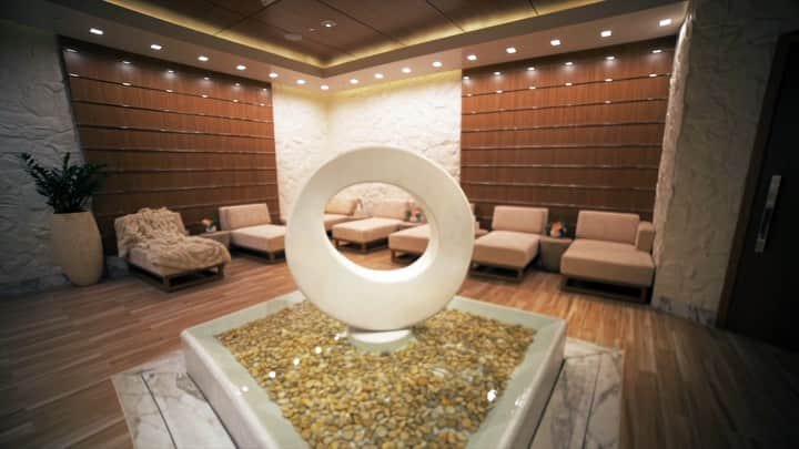 Palms Casino Resortのインスタグラム：「Relax and recharge inside the Spa and Salon at PALMS.」