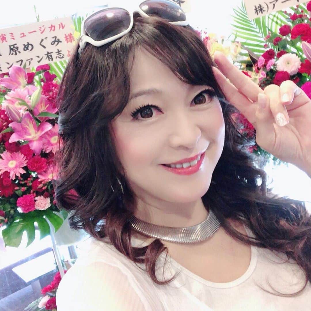 原めぐみさんのインスタグラム写真 - (原めぐみInstagram)「（原めぐみオフィシャル）10pcs photos ガールズハイパーミュージカル【スタントウーマン】那智組  初日の幕が開きました‼️たくさんのお客様、ご来場ありがとうございました‼️12日まで走り続けます‼️ #ダンスミュージカル﻿﻿ #エンタメ ﻿ #﻿スタントマン﻿ #原めぐみ﻿﻿ #鈴木真梨耶  #逢阪えま  #舞台 ﻿ #スタントウーマン2019  #スタントウーマン ﻿ #ミュージカル﻿﻿ #主演 ﻿ #朝倉薫 ﻿ #昭和アイドル﻿﻿﻿ #80年代アイドル﻿﻿﻿ #元アイドル﻿﻿﻿ #actoress﻿﻿﻿﻿ #singer ﻿﻿﻿﻿﻿﻿ #japanesesinger ﻿﻿﻿﻿﻿ #japaneseactor﻿﻿﻿﻿ #megumihara﻿﻿﻿﻿﻿ #インフルエンサー ﻿﻿﻿﻿﻿ #インスタ映え ﻿﻿﻿﻿﻿ #インスタグラマー ﻿﻿﻿﻿﻿ #いいねありがとう ﻿﻿﻿﻿﻿ #フォロー ﻿﻿﻿﻿﻿ @meguming.h」8月8日 10時29分 - meguming.h