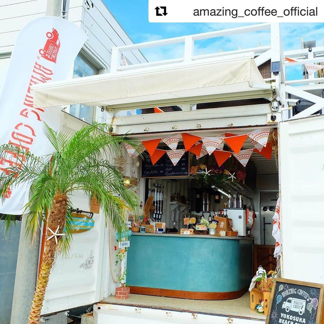 LDH kitchenさんのインスタグラム写真 - (LDH kitchenInstagram)「. @amazing_coffee_official ・・・ 🏝Information YOKOSUKA BEACH SIDE🏝 . みなさま、大変お待たせしました🙇‍♀️🙇‍♂️ . 横須賀店より8月の焚火TIMEのお知らせです🔥✨ . 今月は夏休みSPECIALで2回開催致します⤴︎⤴︎(^o^)v . 【日程】 ✡️2019年8月15日(木) 15:00〜 ビーチクリーン(所要時間：10〜15分程度) 15;30〜 焚き火TIMEスタート✨ ♫Orange Bossaさん、KAIKIさんの演奏をお楽しみください🙌 . ✡️2019年8月24日(土) 15:00〜 ビーチクリーン(所要時間：10〜15分程度) 15:30〜 焚き火TIMEスタート✨ ♫FUKIさんの演奏をお楽しみください🕺 . ＊焚火TIME開催日はビーチクリーンにご協力いただいた方へ、感謝の気持ちを込めて「SLOW LIFE PARADISE」ステッカーのプレゼントをいたします🤙☀️✨ . 【場所】 秋谷海岸 ＊横須賀店目の前です🏝 . ＊雨天の場合、大変申し訳ありませんがイベントを中止とさせていただくことがあります。中止が決定した場合は当日12時までにAMAZING COFFEEのホームページ・インスタグラム等でお知らせいたします。予め、ご了承ください。 . . #AMAZINGCOFFEE #coffee #YOKOSUKABEACHSIDE #AMeCO #アメコ #横須賀 #SLOWLIFEPARADISE #LDHkitchen」8月8日 10時31分 - ldhkitchen_official